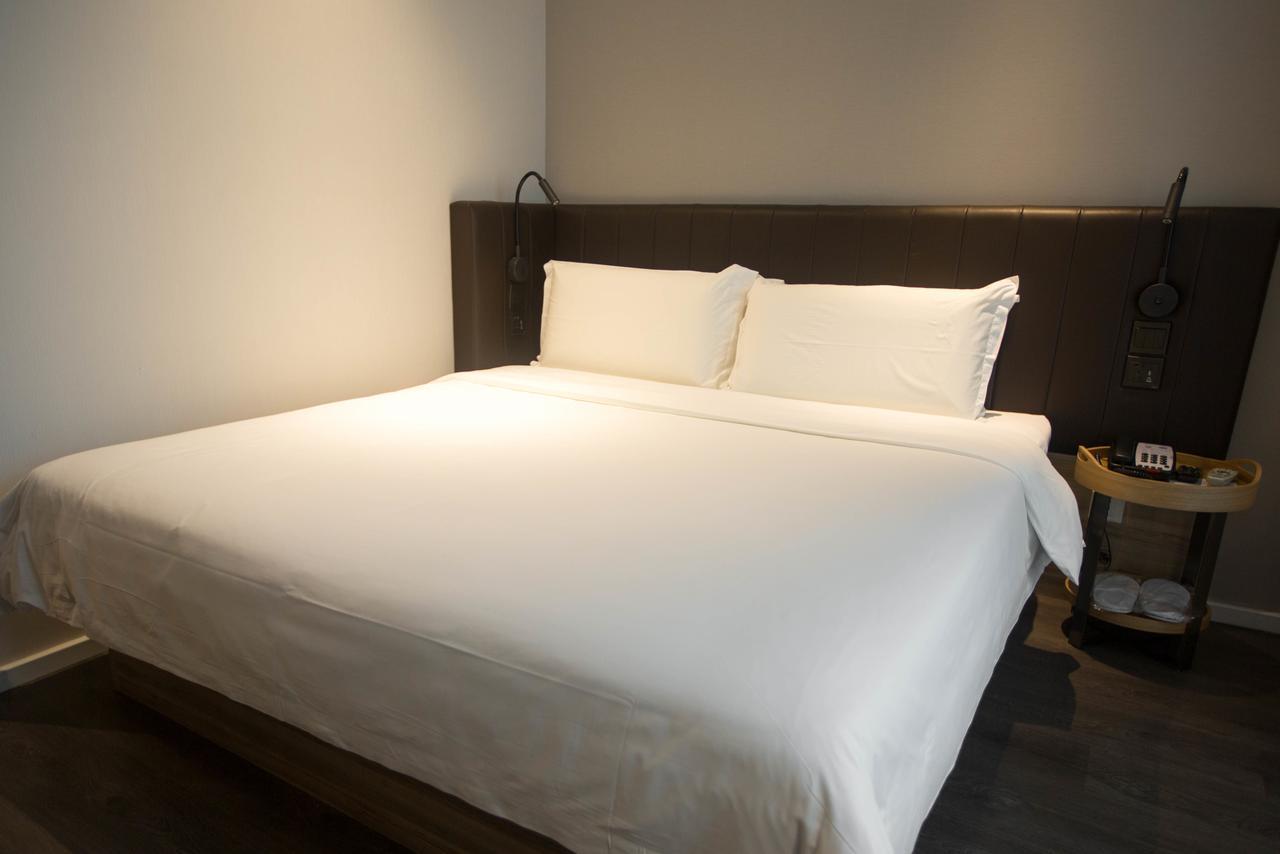 Hanting Premium Hotel Shanghai Plaza 66 Eksteriør billede